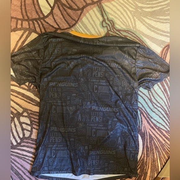Pittsburgh Penguin Scrub Top - Picture 4 of 5